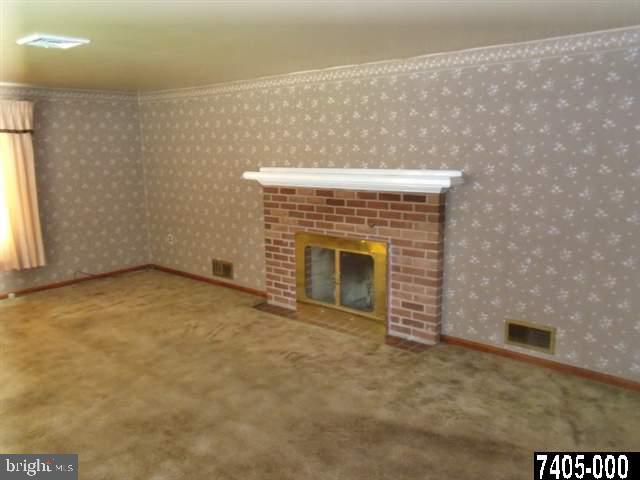 24 Gateway Road York, PA 17403 - Photo 3 of 17 Gallery Image 3