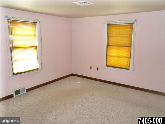 24 Gateway Road York, PA 17403 - Photo 7 of 17 Gallery Image 7
