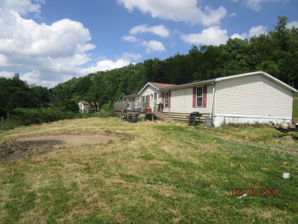 264 Spade Road Rochester, PA 15074 - Photo 1 of 22