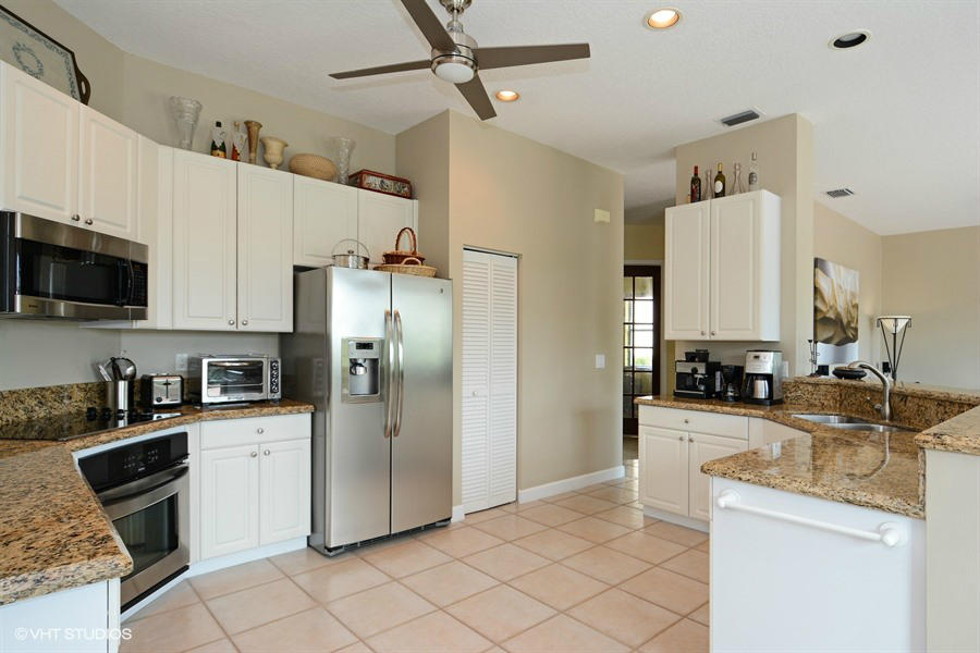 320 Southwest 16th Street Boca Raton, FL 33432 - Photo 8 of 16 04_320SW16thSt_177_Kitchen_LowRes