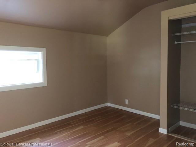 11100 Fenton Road Fenton, MI 48430 - Photo 10 of 20