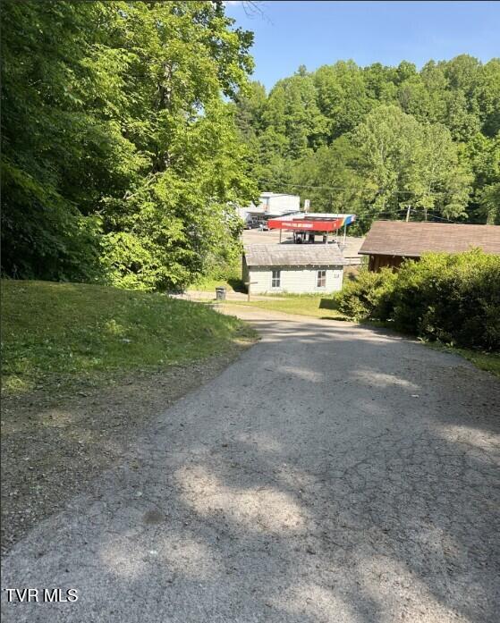 8126 South River Road Pound, VA 24279 - Photo 21 of 35 4