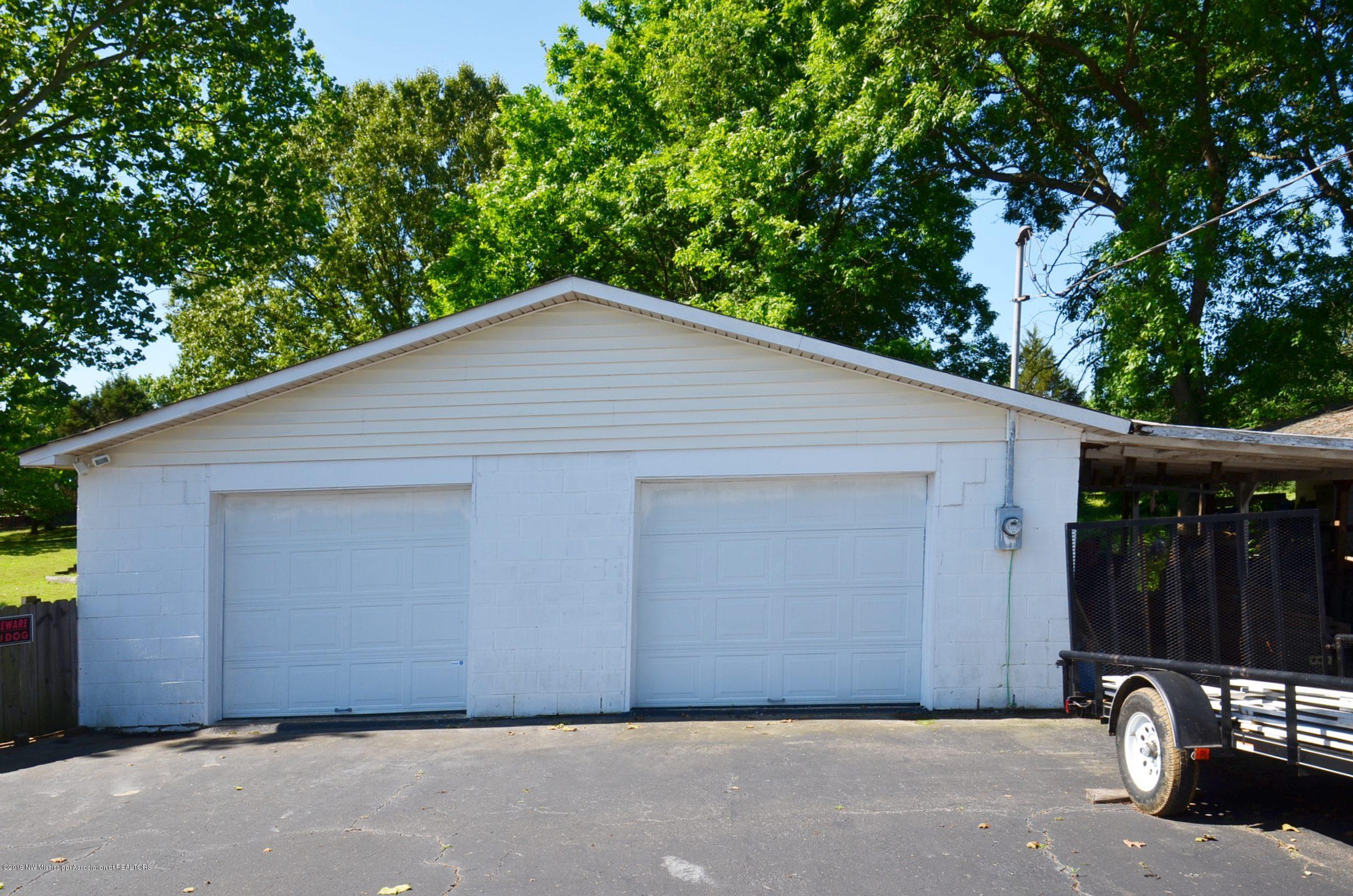 4497 Pleasant Hill Road Olive Branch, MS 38654 - Photo 27 of 31 Detached Garage