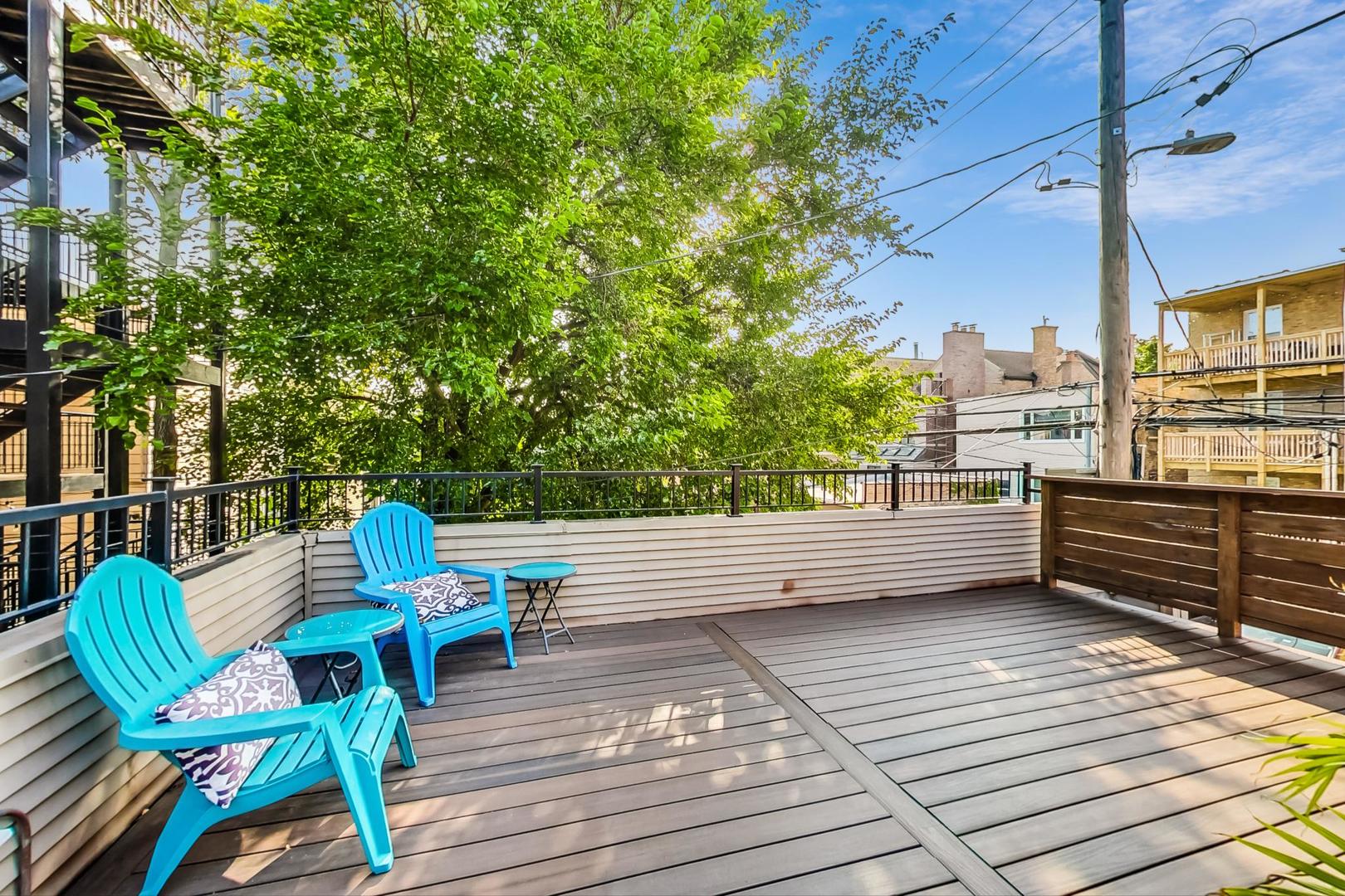 1253 West Addison Street, Unit 2 Chicago, IL 60613 - Photo 23 of 26 Gallery Image 23