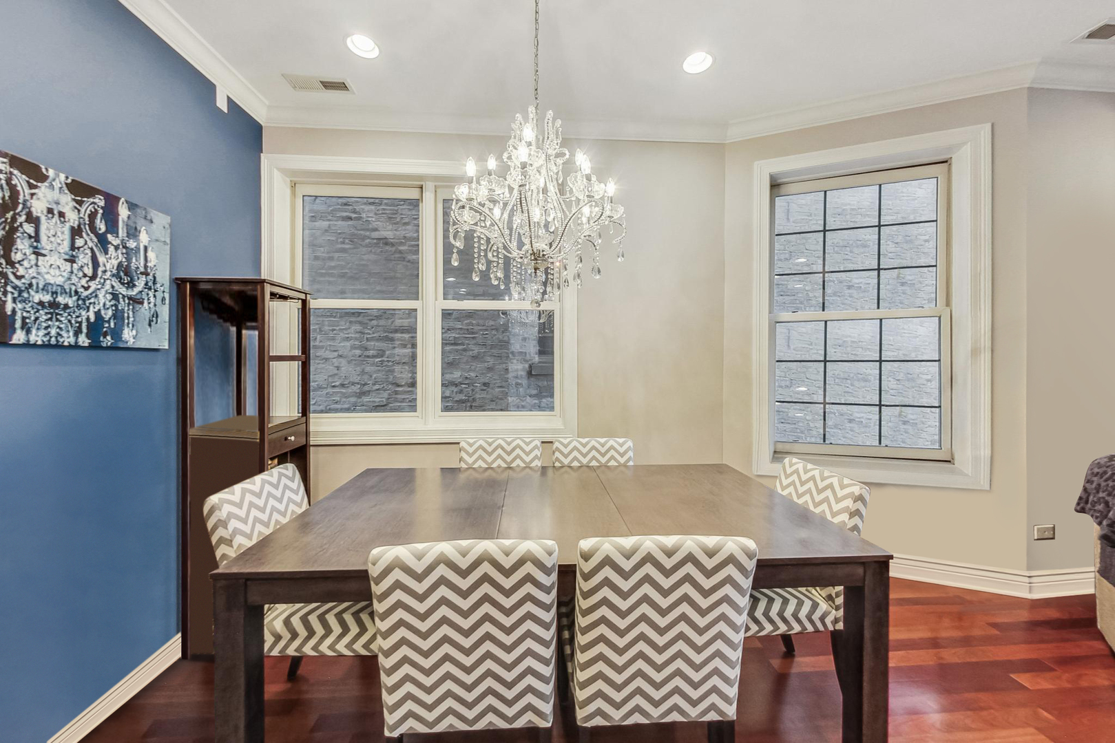 1253 West Addison Street, Unit 2 Chicago, IL 60613 - Photo 8 of 26 Gallery Image 8
