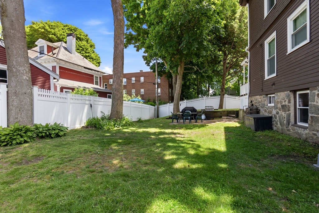 32 Ocean Street Beverly, MA 01915 - Photo 29 of 34