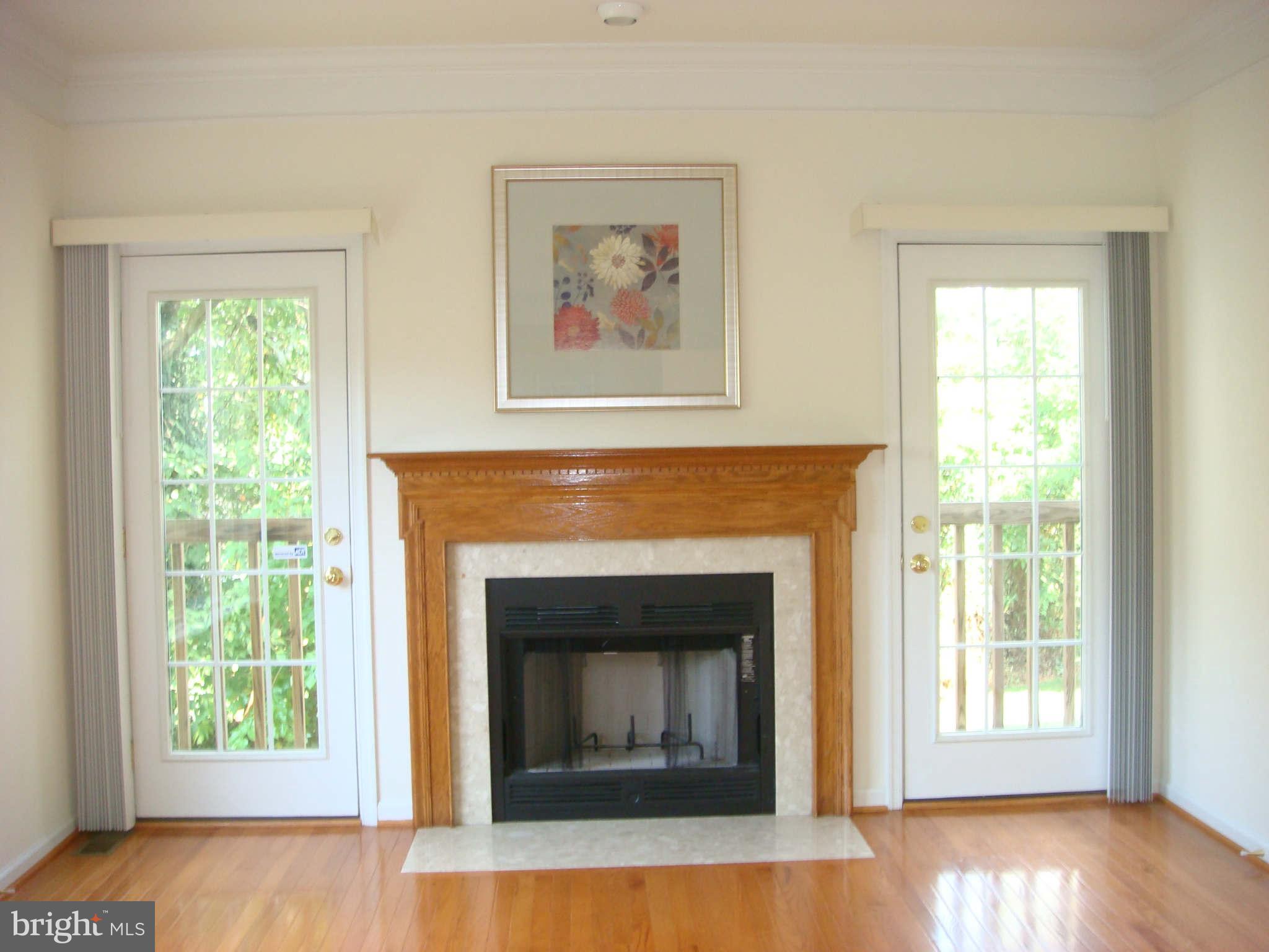 126 George Street Gaithersburg, MD 20877 - Photo 11 of 26 Family Room