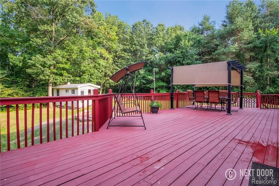 2212 Byron Road Howell, MI 48855 - Photo 28 of 63 _DSF8563Blended.jpg