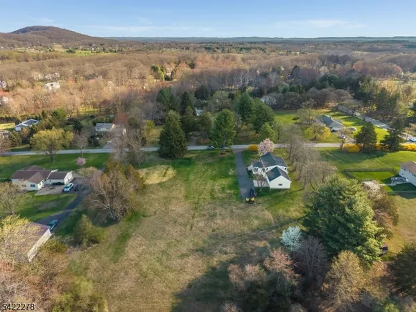 $725,000 | 2 Mountain View Road, Whitehouse Station, NJ 08889