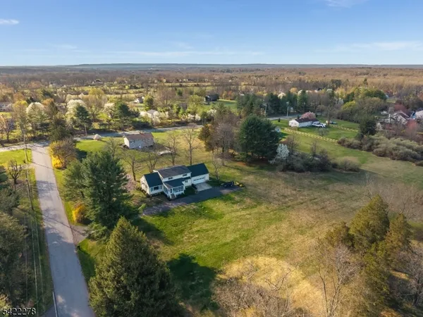 $725,000 | 2 Mountain View Road, Whitehouse Station, NJ 08889