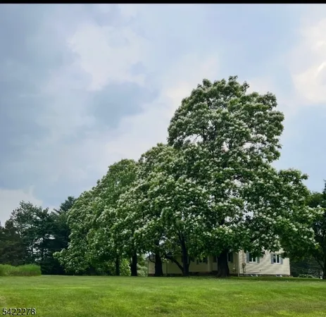 $725,000 | 2 Mountain View Road, Whitehouse Station, NJ 08889