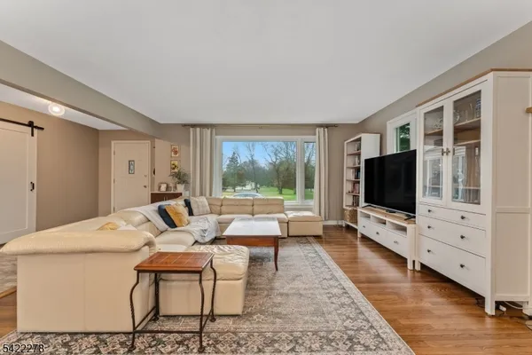 $725,000 | 2 Mountain View Road, Whitehouse Station, NJ 08889