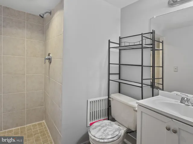 $350,000 | 3469 Bruton Parish Way, Unit 19126, Silver Spring, MD 20904