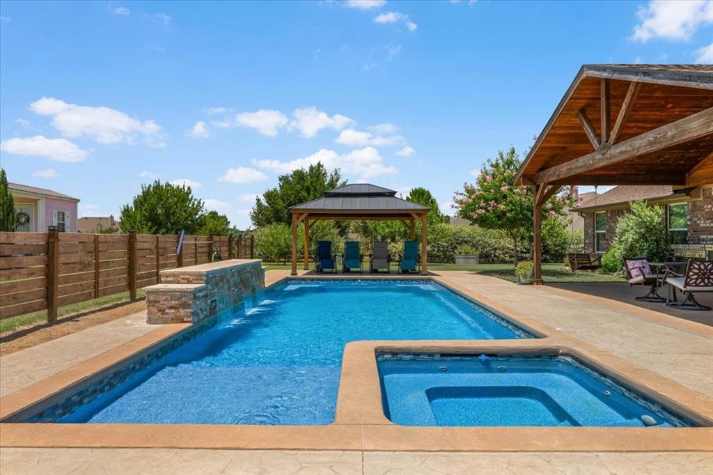 535 Christenberry Road Springtown, TX 76082 - Photo 27 of 39