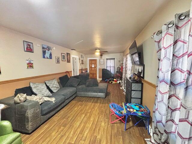 720 South 11th Street Slaton, TX 79364 - Photo 3 of 25 20251210170733076777000000-o