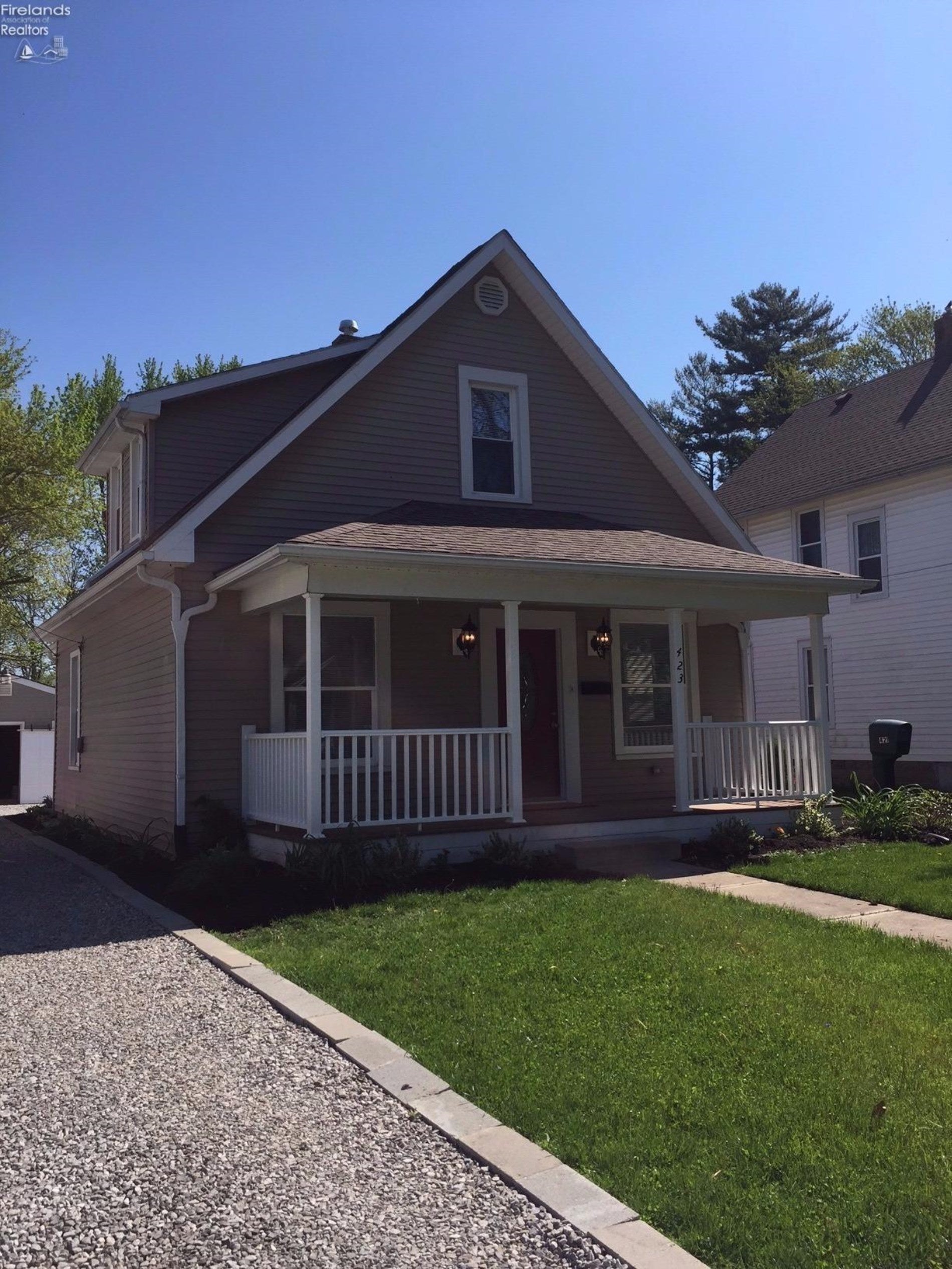 423 Cleveland Road West Huron, OH 44839 - Photo 1 of 10 Gallery Image 1