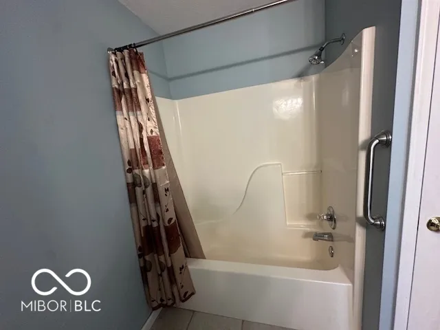 $249,900 | 6055 Stratton Court, Columbus, IN 47203