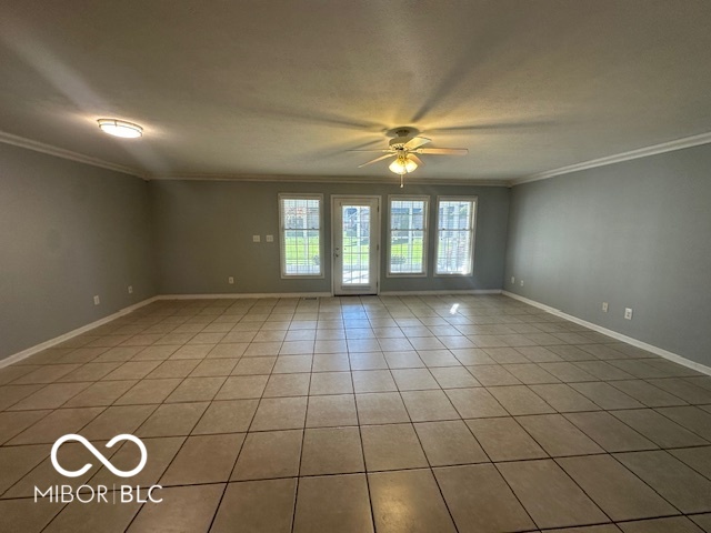 6055 Stratton Court Columbus, IN 47203 - Photo 4 of 29