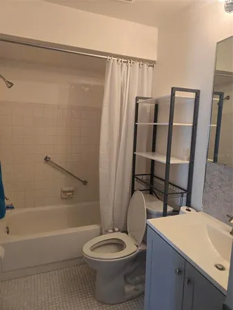 $1,350 | 5060 76th Avenue North, Unit 409, Pinellas Park, FL 33781