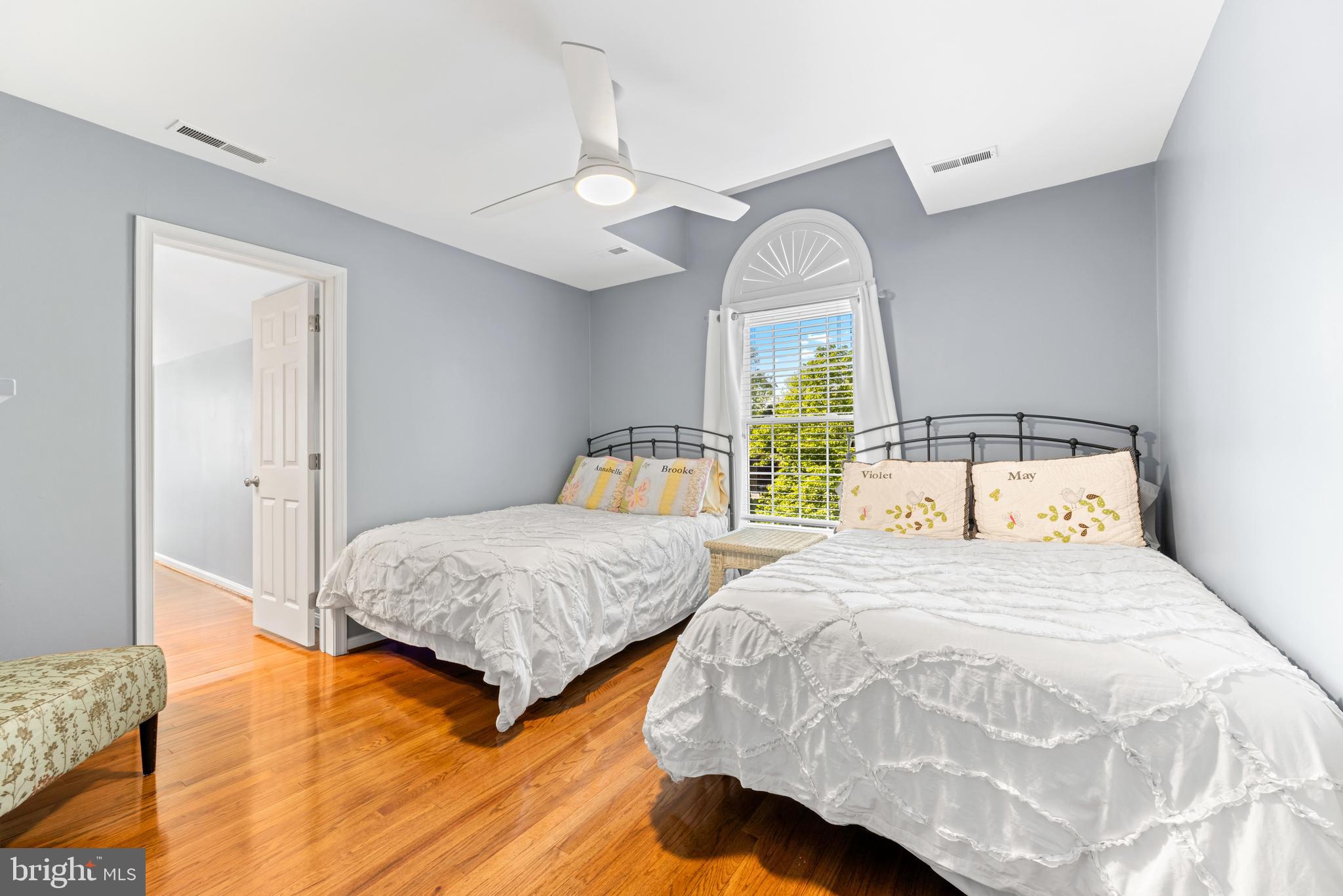 1552 Shipsview Road Annapolis, MD 21409 - Photo 99 of 129 Upper-level 4th bedroom
