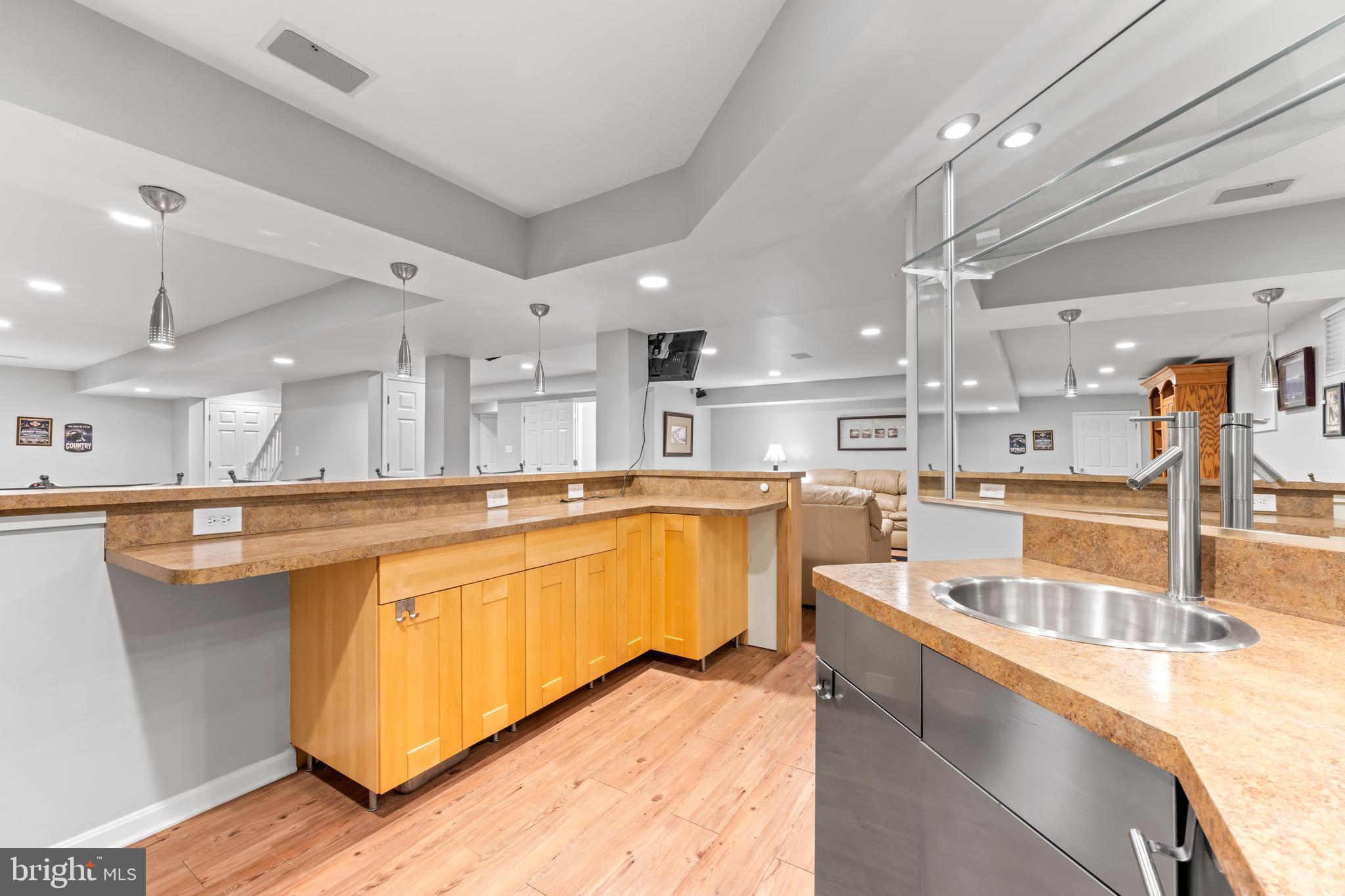 1552 Shipsview Road Annapolis, MD 21409 - Photo 113 of 129 Wet bar to enhance your entertaining experience
