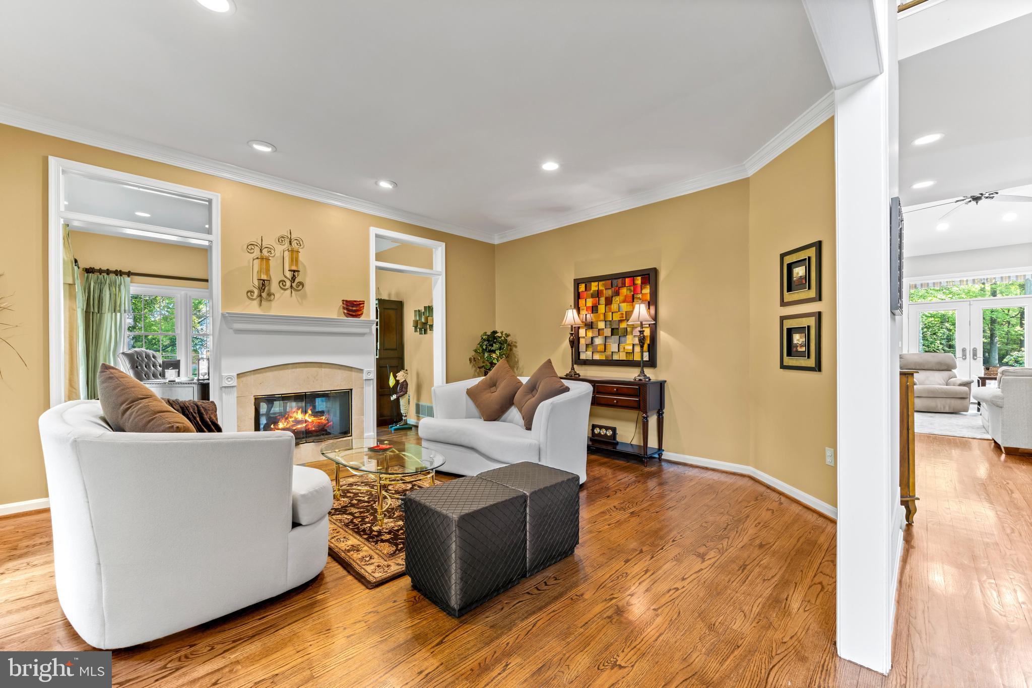 1552 Shipsview Road Annapolis, MD 21409 - Photo 12 of 129 Living room / sitting area connects to office