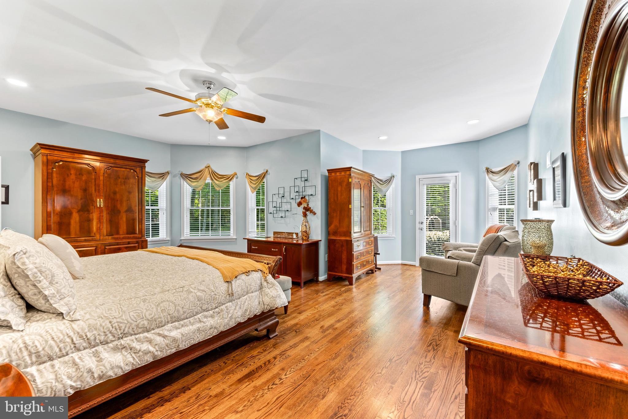 1552 Shipsview Road Annapolis, MD 21409 - Photo 52 of 129 Primary bedroom retreat w/9ft. ceilings