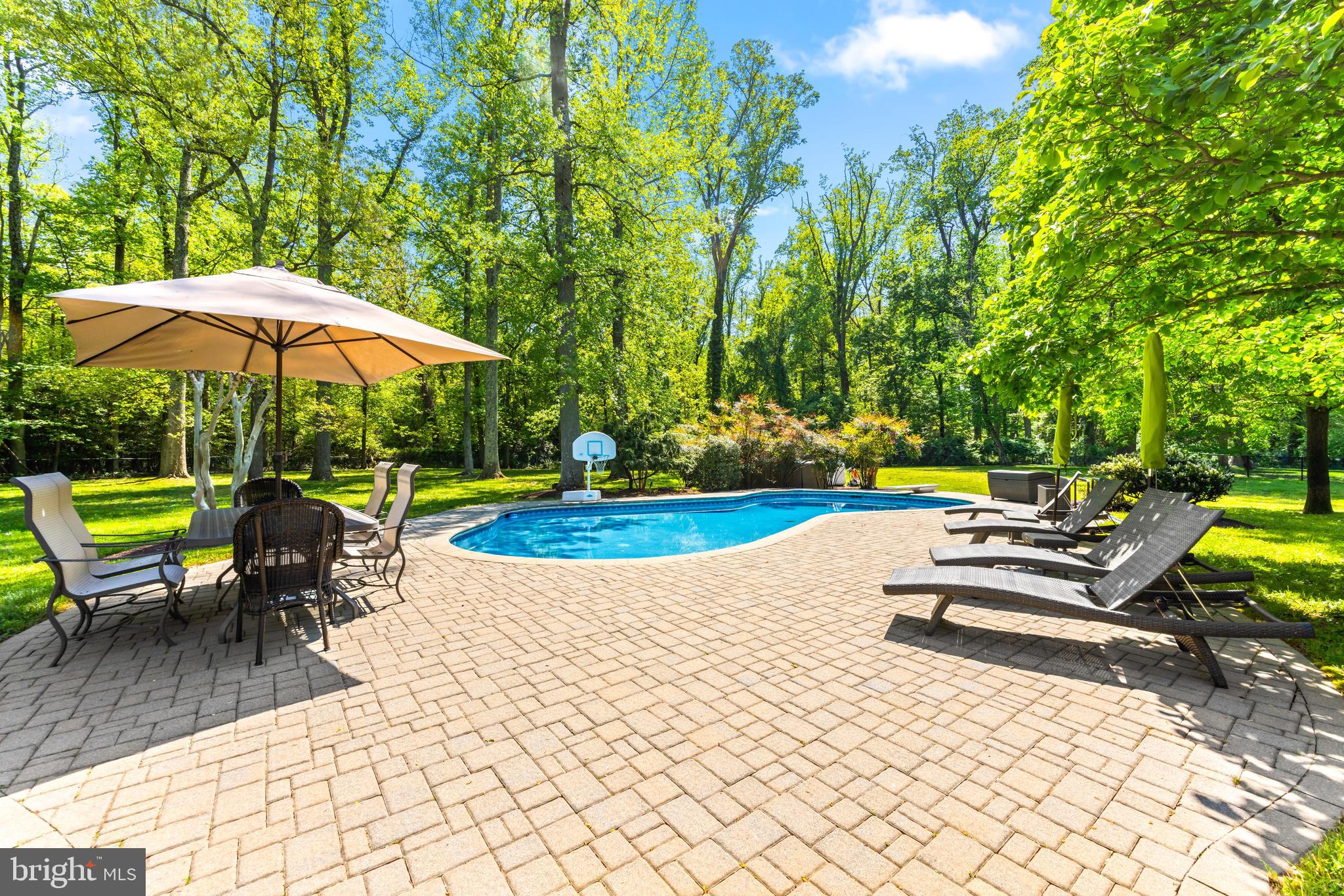 1552 Shipsview Road Annapolis, MD 21409 - Photo 72 of 129 Beautiful pavers surround the pool