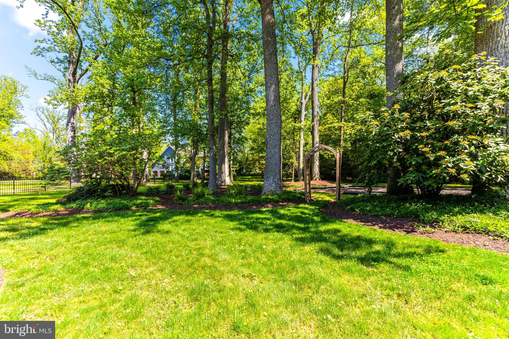 1552 Shipsview Road Annapolis, MD 21409 - Photo 82 of 129 Gorgeous, private backyard