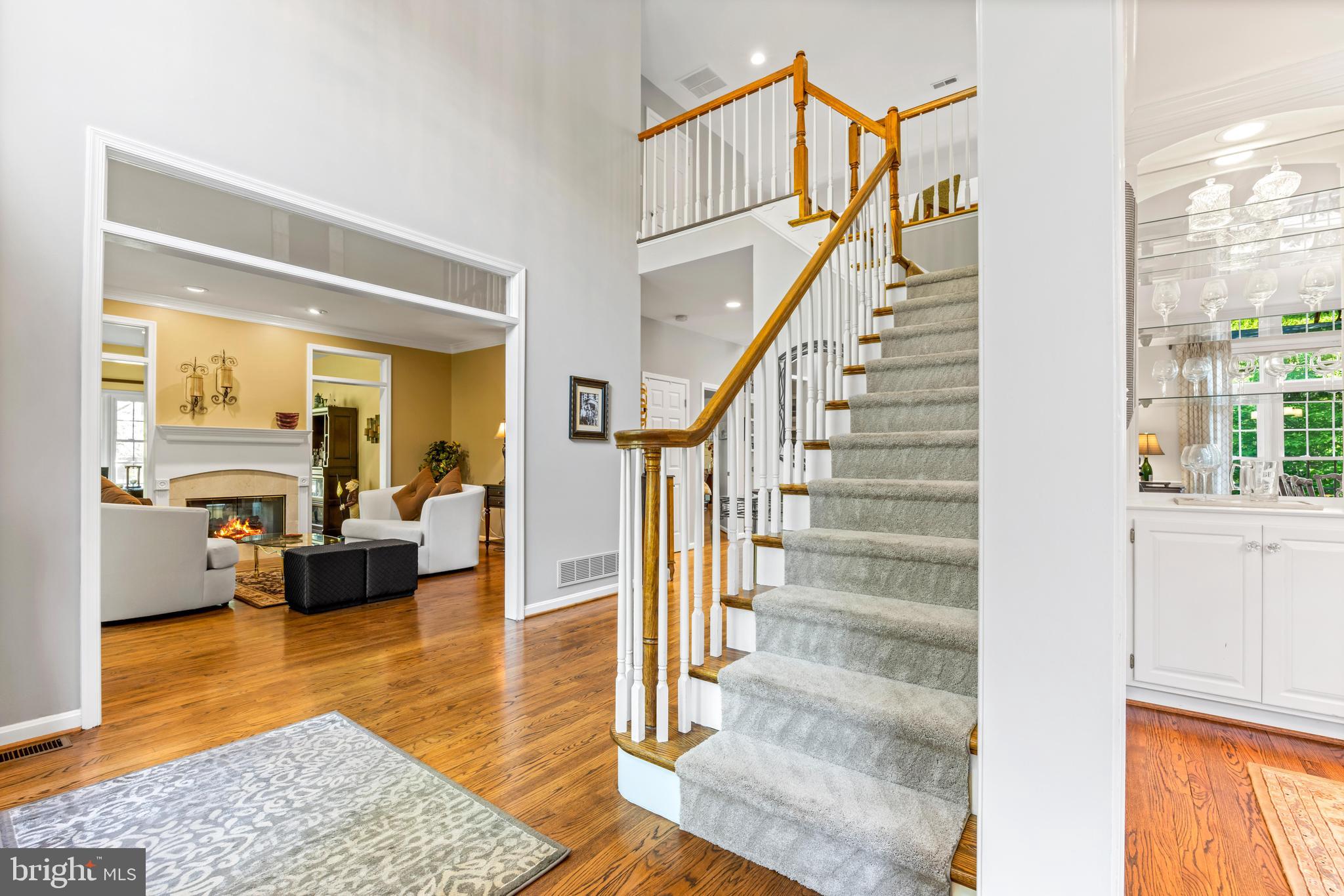 1552 Shipsview Road Annapolis, MD 21409 - Photo 86 of 129 Stairs leading up to upper level