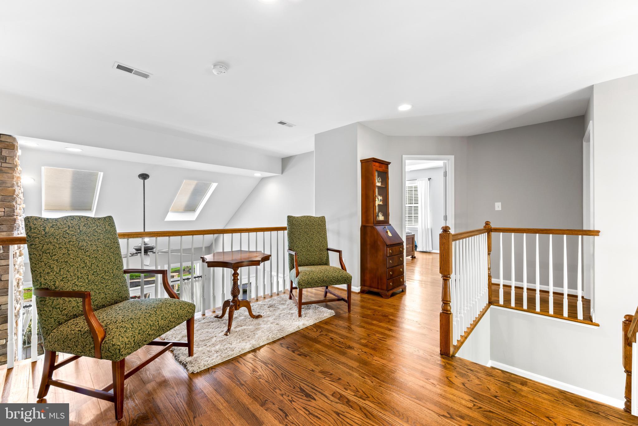 1552 Shipsview Road Annapolis, MD 21409 - Photo 88 of 129 Upper-le overlook to 2-story Great room
