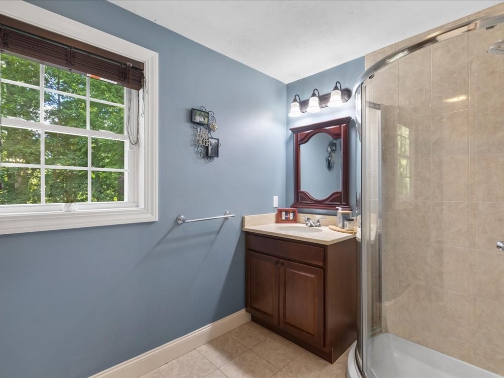 9 Brentwood Road North Reading, MA 01864 - Photo 17 of 41