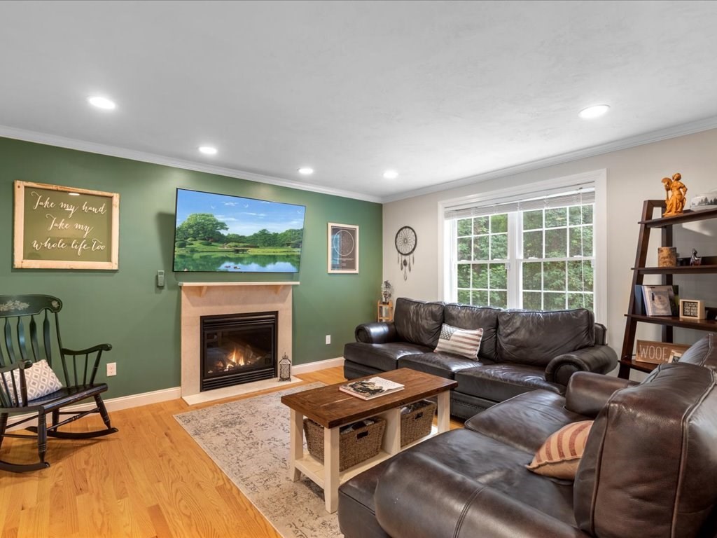 9 Brentwood Road North Reading, MA 01864 - Photo 18 of 41