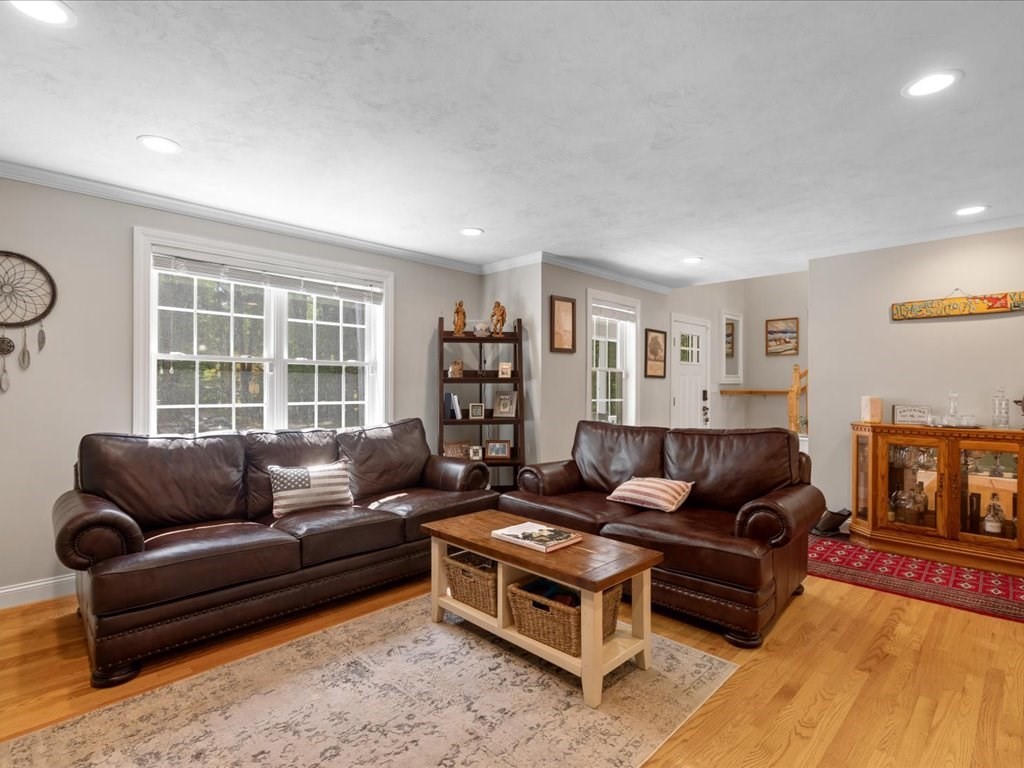 9 Brentwood Road North Reading, MA 01864 - Photo 19 of 41