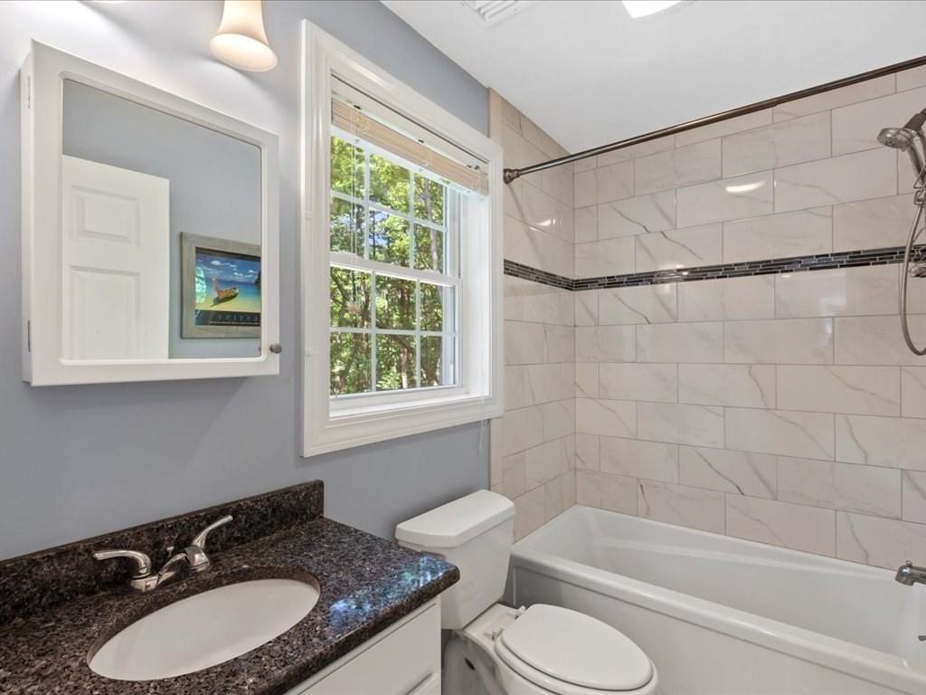 9 Brentwood Road North Reading, MA 01864 - Photo 21 of 41