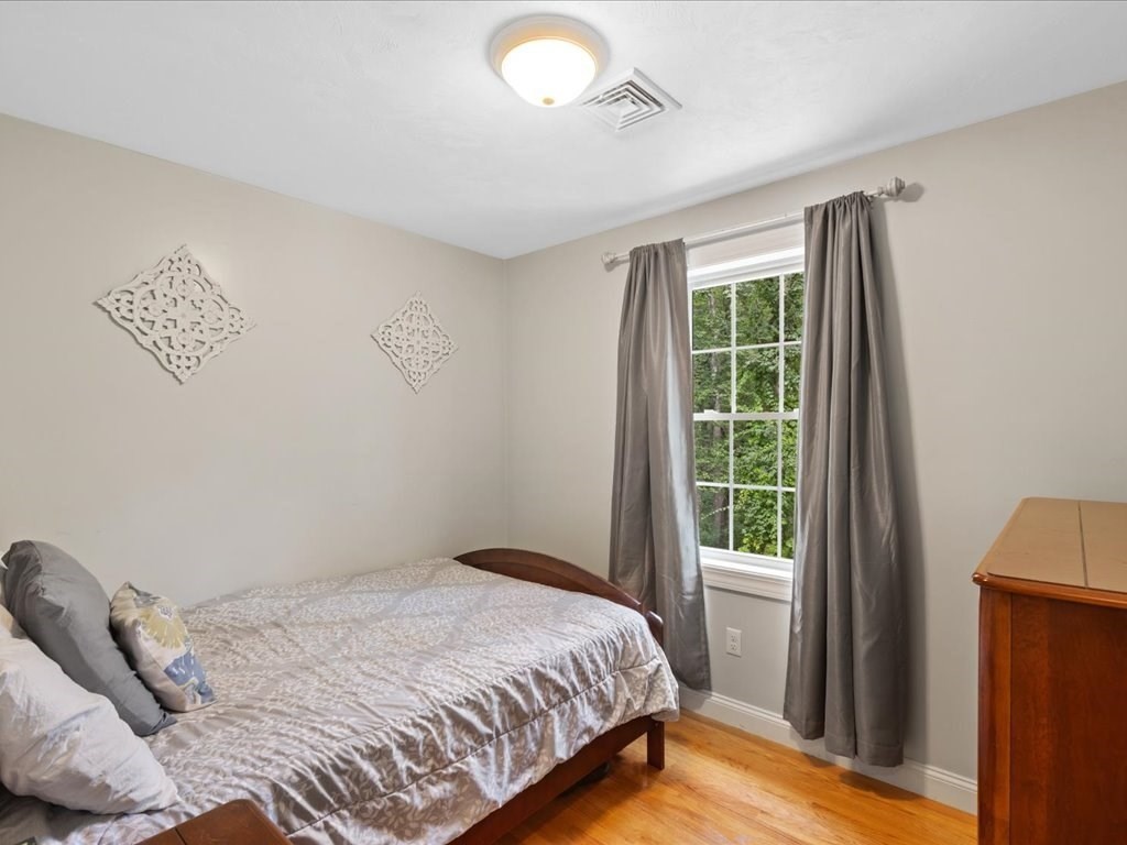 9 Brentwood Road North Reading, MA 01864 - Photo 23 of 41