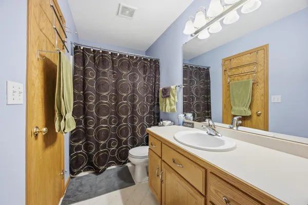 $388,800 | 1122 5th Avenue West, West Fargo, ND 58078