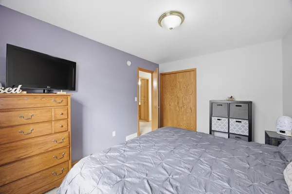 $388,800 | 1122 5th Avenue West, West Fargo, ND 58078