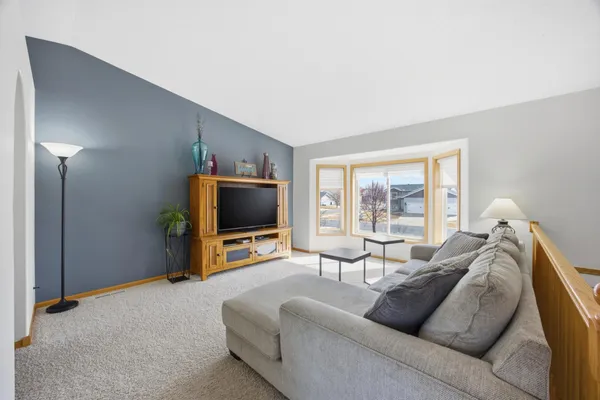 $388,800 | 1122 5th Avenue West, West Fargo, ND 58078