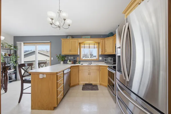 $388,800 | 1122 5th Avenue West, West Fargo, ND 58078