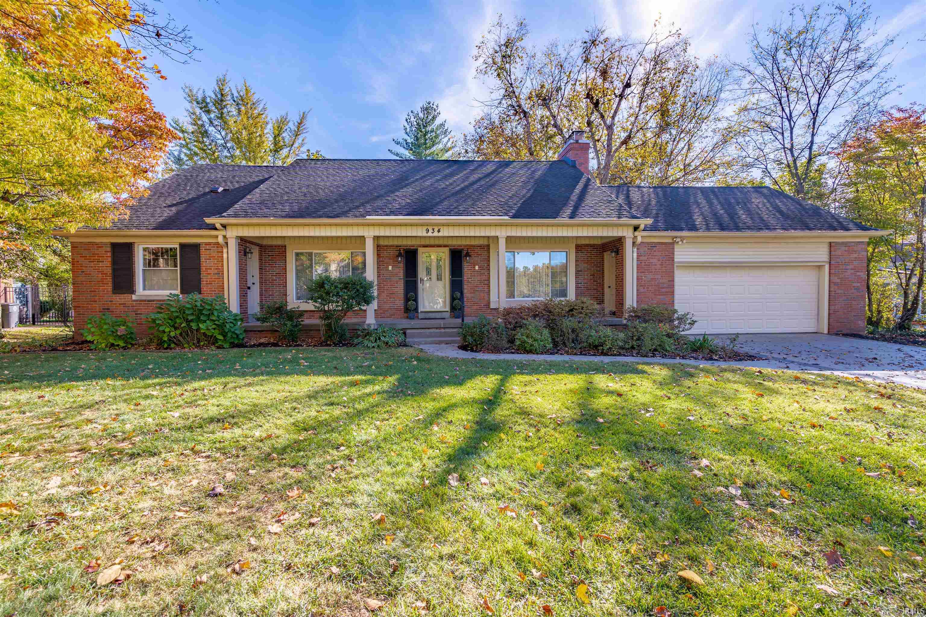 934 York Road Evansville, IN 47715 - Photo 1 of 36 Gallery Image 1