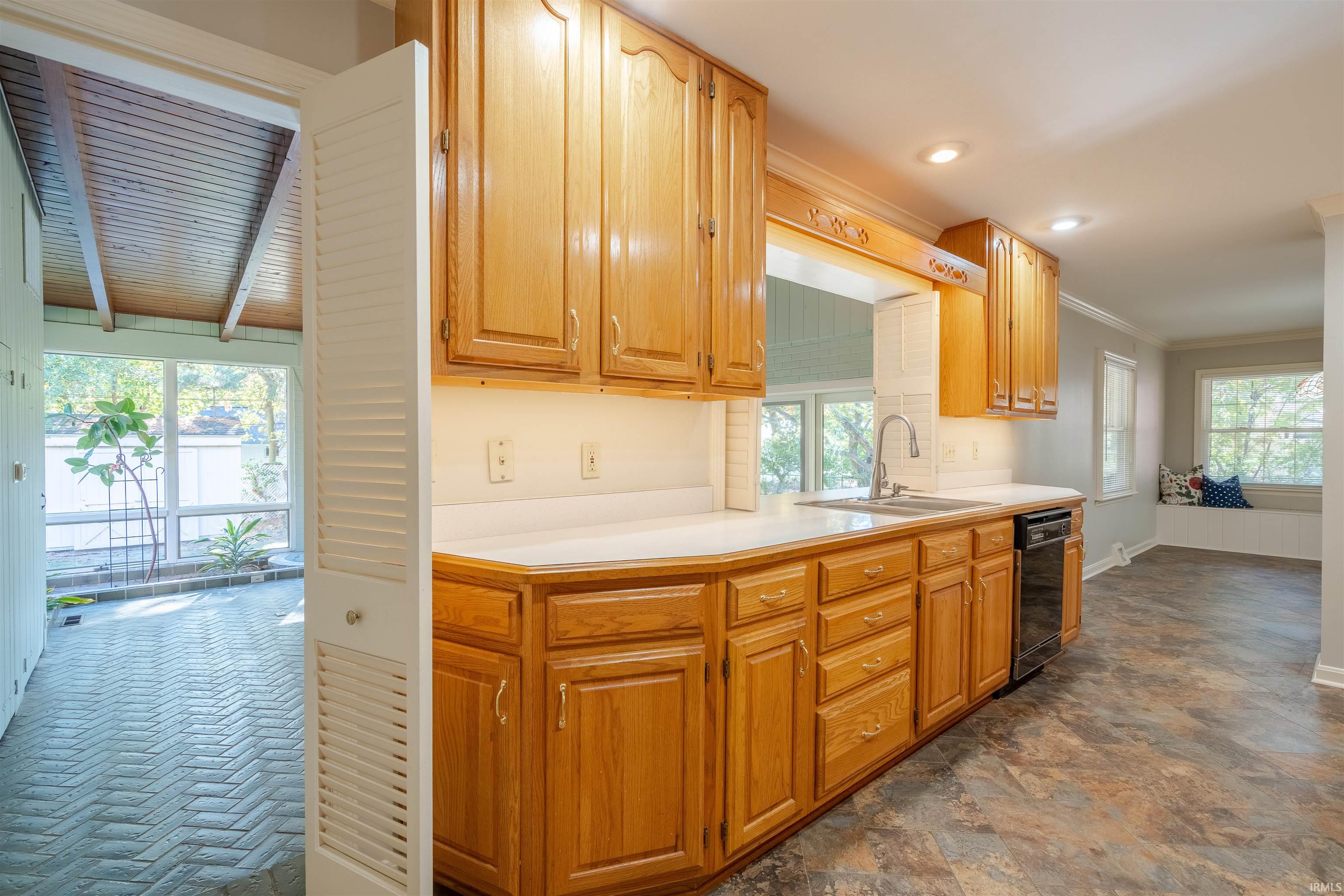 934 York Road Evansville, IN 47715 - Photo 14 of 36 Gallery Image 14