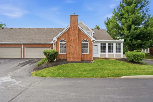 $335,000 | 5971 Glenvillage Drive, Dublin, OH 43016