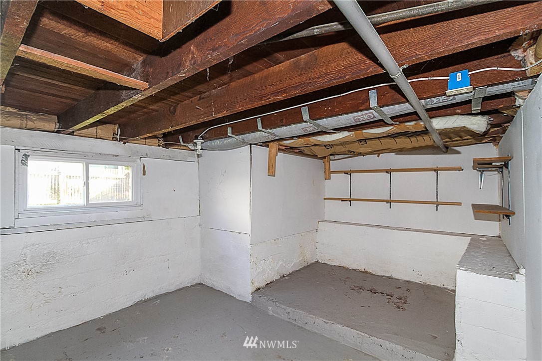 766 North 73rd Street Seattle, WA 98103 - Photo 16 of 18