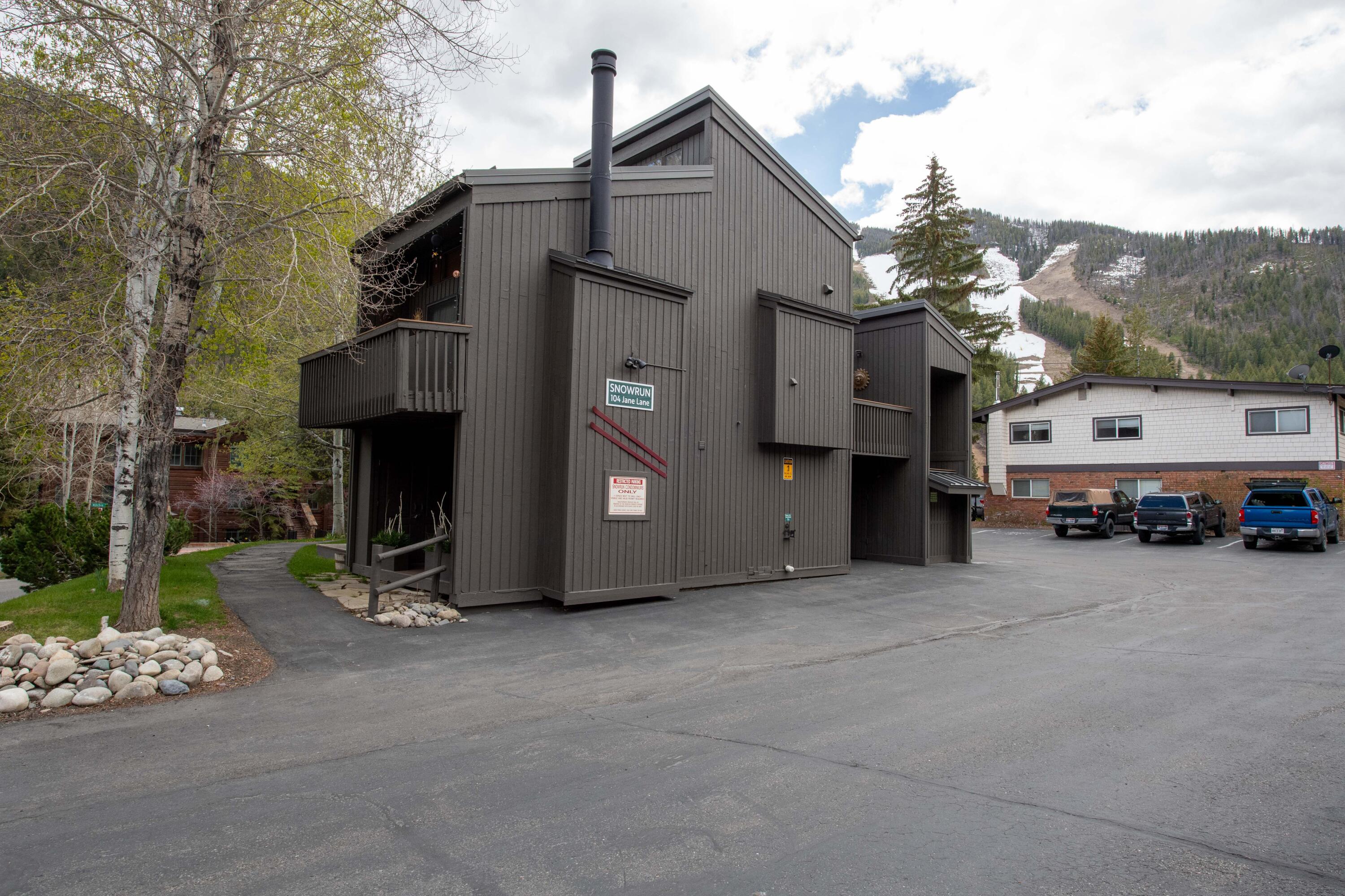 Warm Springs Location