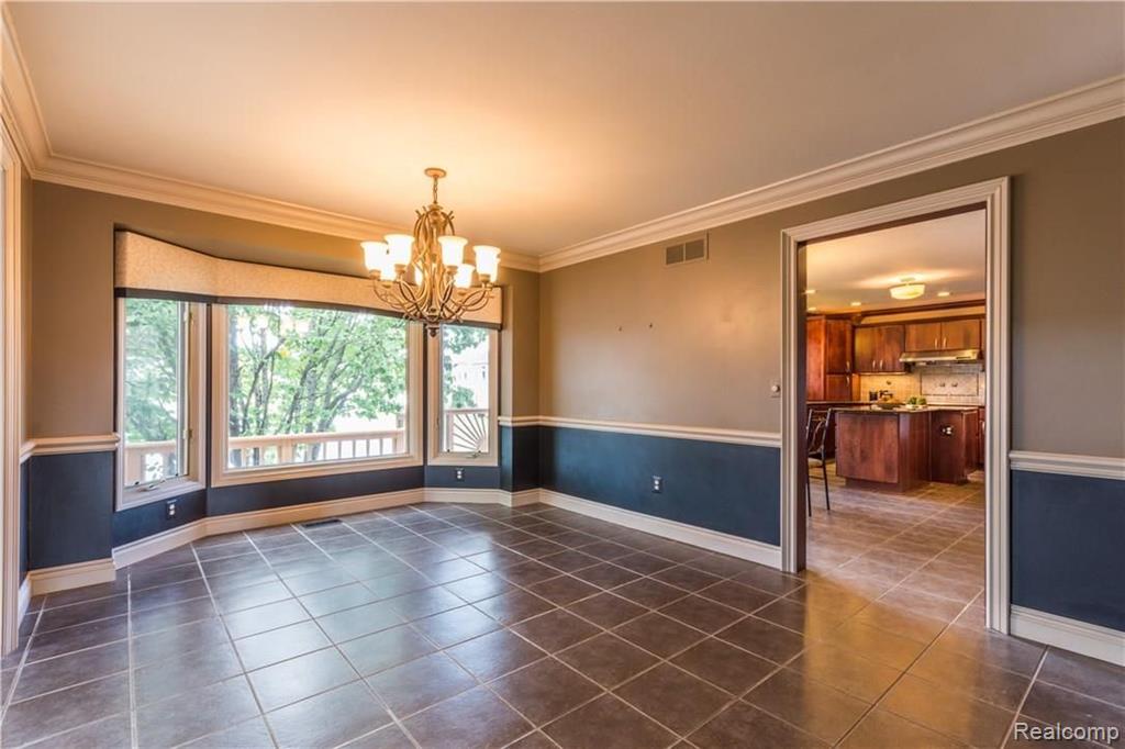 1865 South Shore Drive Rochester Hills, MI 48307 - Photo 16 of 47