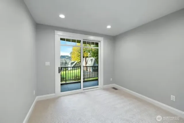 $7,950 | 13841 62nd Avenue Northeast, Kirkland, WA 98034