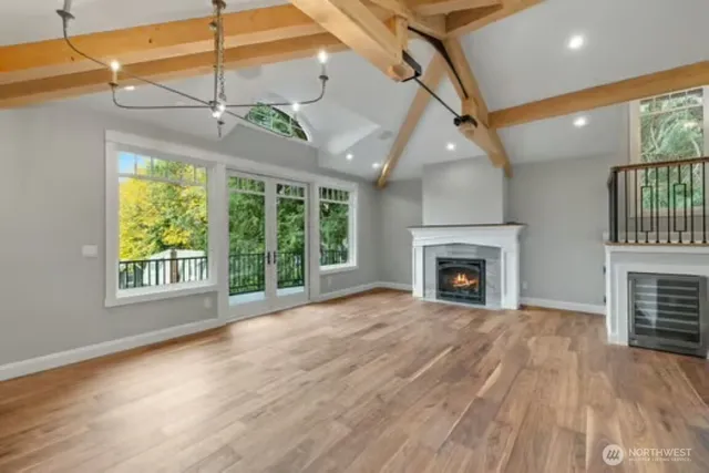 $7,950 | 13841 62nd Avenue Northeast, Kirkland, WA 98034