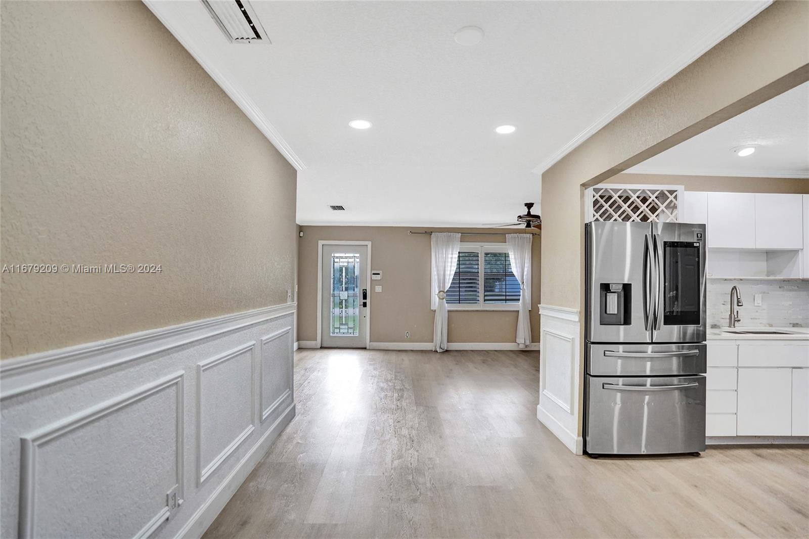 9737 Alaska Circle Boca Raton, FL 33434 - Photo 15 of 37