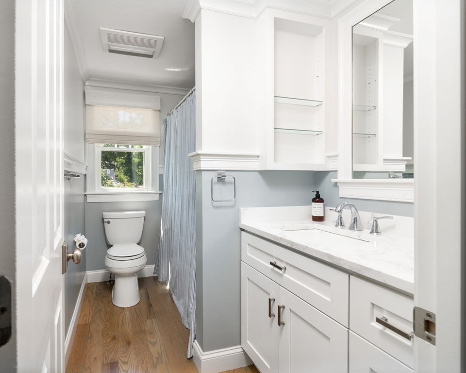 52 Elmore Road Hingham, MA 02043 - Photo 18 of 37